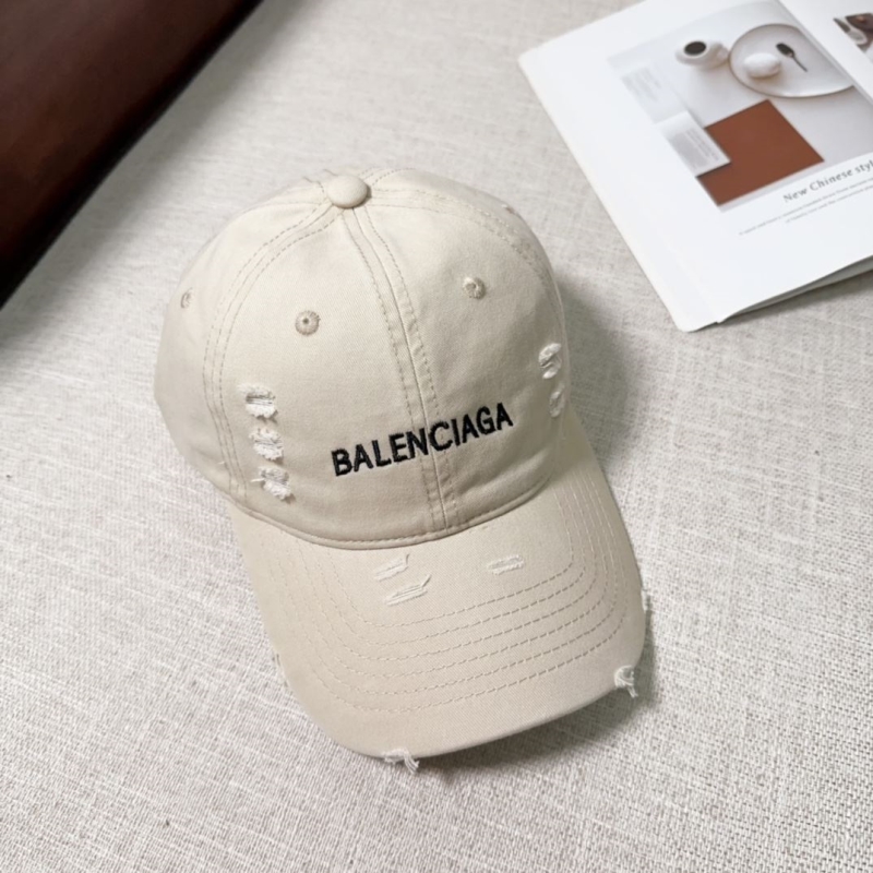 BALENCIAGA